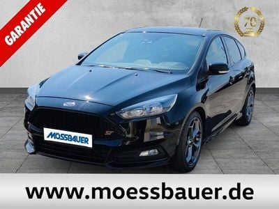 Schwarz Gebraucht 2018 Ford Focus ST Limousine | 16.995 € (Fairer Preis)