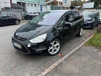 Gebraucht Ford S-MAX Titanium 140 PS (102 kW) 2014 Schwarz Van / Kleinbus