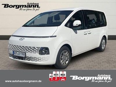 Gebraucht Hyundai Staria Trend 177 PS (130 kW) 2023 Creamy white / sol Van / Kleinbus