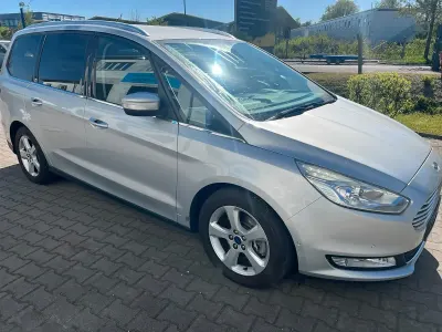 Second-hand Ford Galaxy 183 CP (134 kW) 2016 Argintiu Monovolum