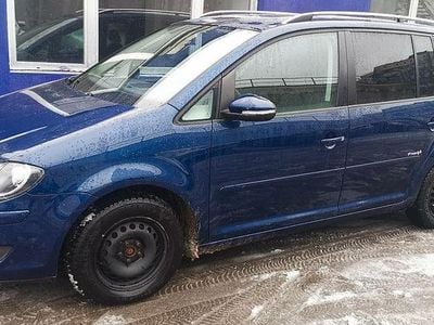 Blau Gebraucht 2010 VW Touran Van / Kleinbus | 3.999 € (Superpreis)