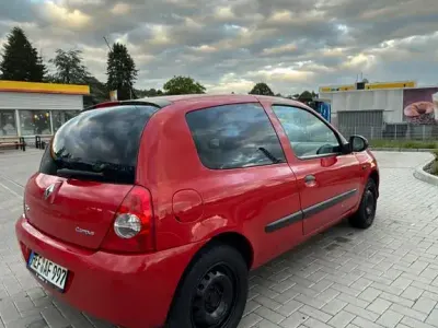 Gebraucht Renault Clio II Campus 75 PS (55 kW) 2009 Rot Limousine