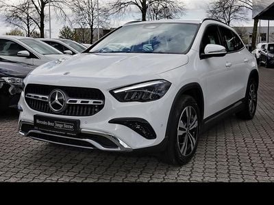 Gebraucht Mercedes GLA180 Progressive 136 PS (100 kW) 2024 Unilack polarweiß SUV