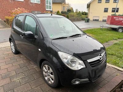 Opel Agila