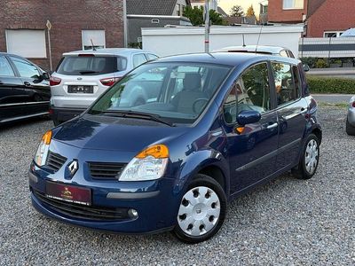 Second-hand Renault Modus Dynamique 75 CP (55 kW) 2006 Albastru Monovolum