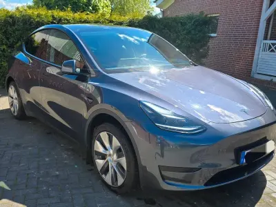 Brugt Tesla Model Y RWD 219 kW (299 HK) 2023 Grå SUV