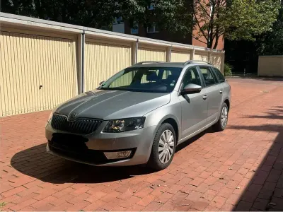 Gebraucht Skoda Octavia 110 PS (80 kW) 2014 Grau Kombi