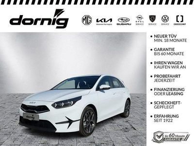 Neu Kia Ceed Spirit 140 PS (102 kW) 2025 Cararra weiß Kleinwagen