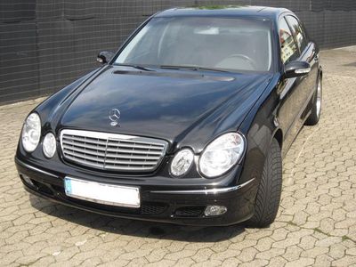 Gebraucht Mercedes 200 Elegance 222 PS (163 kW) 2004 Schwarz metallic Limousine