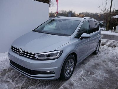 Neu VW Touran Comfortline 150 PS (110 kW) 2026 Oyster silver metallic Van / Kleinbus