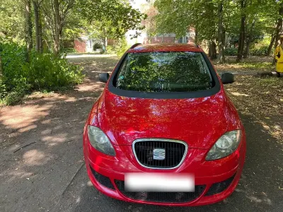 Gebraucht Seat Altea XL 105 PS (77 kW) 2008 Rot Van / Kleinbus