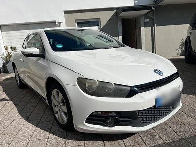 Gebraucht VW Scirocco 160 PS (117 kW) 2009 Weiß Coupé