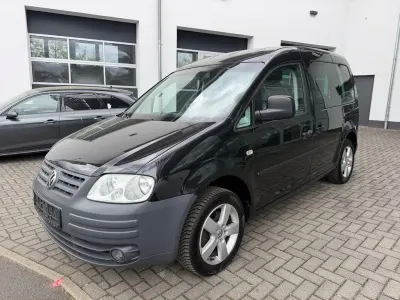 Używany VW Caddy Life 105 KM (77 kW) 2004 Czarny Minivan
