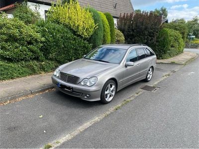 Mercedes C200