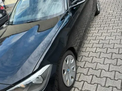Gebraucht BMW 116 136 PS (100 kW) 2012 Schwarz Kleinwagen