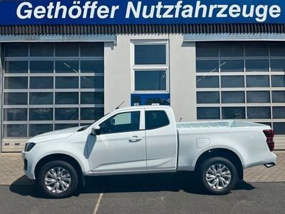 Neu Isuzu D-Max 163 PS (119 kW) 2025 Splash white Abholung