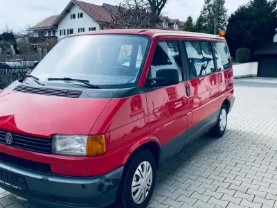 Gebraucht VW T4 68 PS (50 kW) 1995 Rot Van