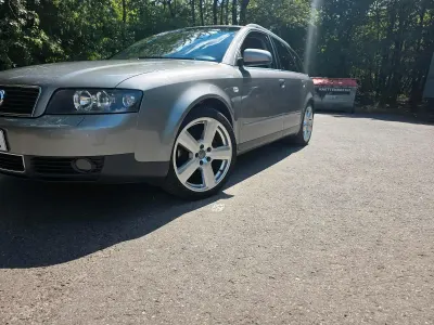 Gebraucht Audi A4 220 PS (161 kW) 2002 Grau Kombi
