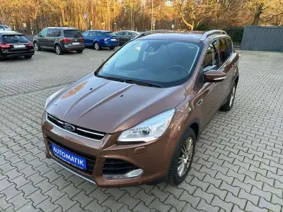 Gebraucht Ford Kuga Titanium 163 PS (119 kW) 2014 Braun SUV