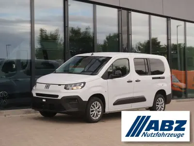 Neu Fiat Doblò 102 PS (75 kW) 2026 Weiß Van / Kleinbus