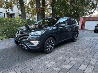 Hyundai Grand Santa Fe
