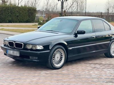 gebraucht BMW 740 i E38