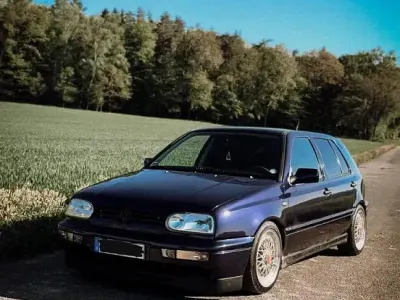 Brugt VW Golf III 90 HK (66 kW) 1995 Blå Hatchback