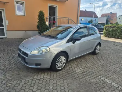 Gebraucht Fiat Punto Dynamic 77 PS (56 kW) 2007 Jungle grau Kleinwagen