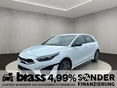 Nouă Kia Ceed 140 CP (102 kW) 2026 Alb Hatchback