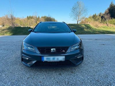 Second-hand Seat Leon ST Black Edition 150 CP (110 kW) 2020 Gri Break