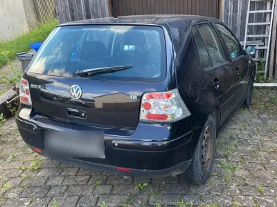 Gebraucht VW Golf IV 105 PS (77 kW) 2002 Schwarz Kleinwagen