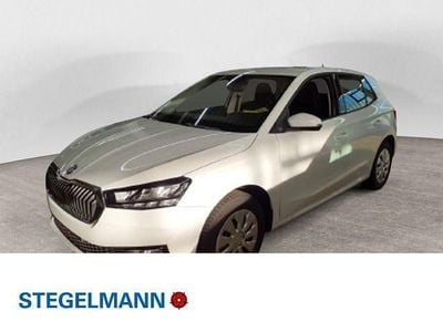 Usata Skoda Fabia Essence 95 CV (69 kW) 2025 Bianco Utilitaria