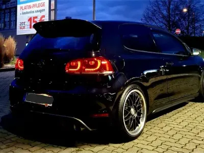 Gebraucht VW Golf GTI 275 PS (202 kW) 2011 Schwarz Coupé