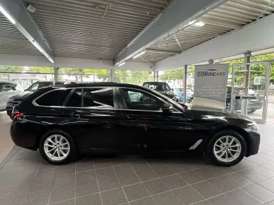 Używany BMW 520 Sport Line 190 KM (139 kW) 2022 Czarny Kombi