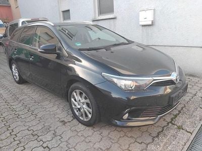 Toyota Auris Touring Sports