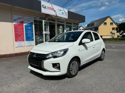 Gebraucht Mitsubishi Space Star 71 PS (52 kW) 2020 Weiß Kleinwagen