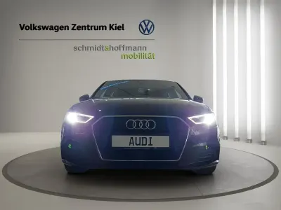 Gebraucht Audi A3 Basis 150 PS (110 kW) 2020 Schwarz Limousine