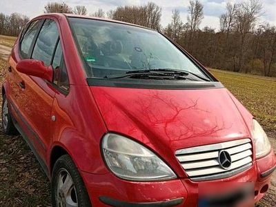 Gebraucht Mercedes A160 102 PS (75 kW) 1999 Rot Van / Kleinbus