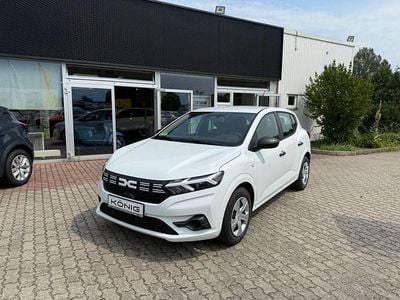 Neu Dacia Sandero Essentiel 67 PS (49 kW) 2025 Limousine