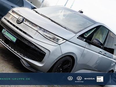 Usado VW Multivan Individual 150 HP (110 kW) 2025 Prateado Monovolume