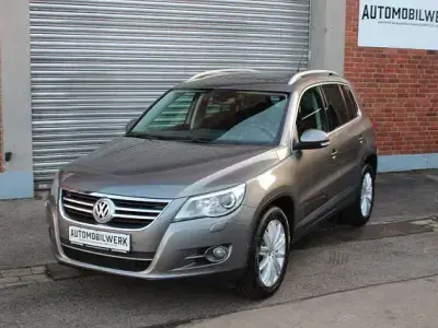 Gebraucht VW Tiguan Team 150 PS (110 kW) 2011 Grau SUV