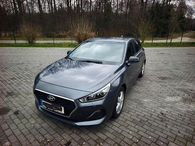 Gebraucht Hyundai i30 YES! 99 PS (72 kW) 2020 Grau Limousine