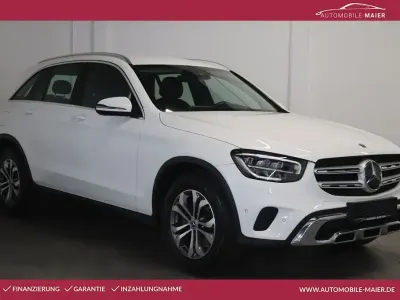 Gebraucht Mercedes GLC200 163 PS (119 kW) 2022 Weiß SUV
