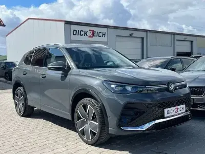 Gebraucht VW Tiguan R-line 193 PS (141 kW) 2025 Grau SUV