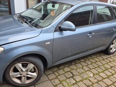 Schwarz Gebraucht 2009 Kia Ceed EX Kleinwagen | 899 € (Superpreis)