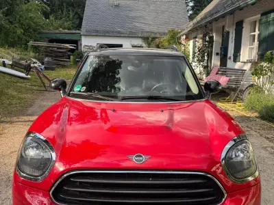 Gebraucht Mini Cooper D 150 PS (110 kW) 2018 Rot Kleinwagen