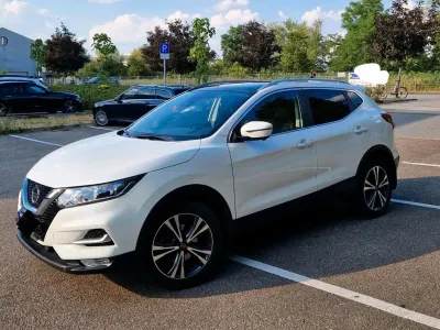 Gebraucht Nissan Qashqai N-Connecta 159 PS (116 kW) 2019 Weiß SUV