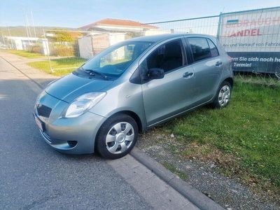 Brugt Toyota Yaris 68 HK (50 kW) 2007 Grå Hatchback