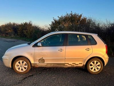 Gebraucht VW Polo 54 PS (39 kW) 2004 Silber Kleinwagen