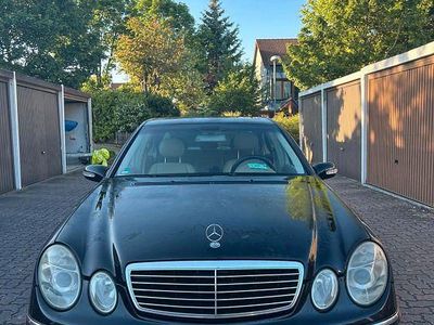 Usata Mercedes E320 Elegance 204 CV (150 kW) 2004 Nero Berlina